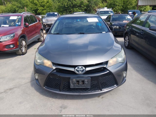Toyota Camry Se