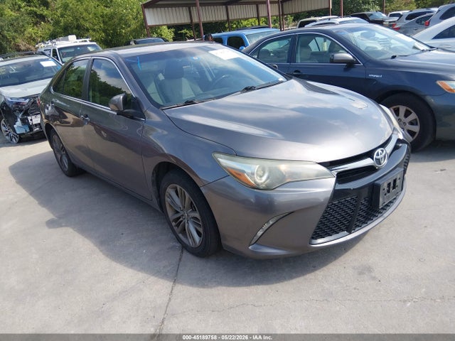 Salvage Toyota Camry Image