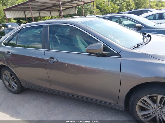 Toyota Camry Se