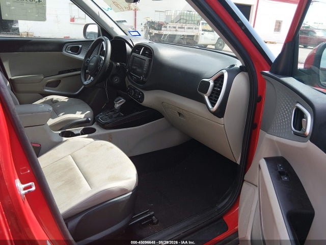 Kia Soul Lx