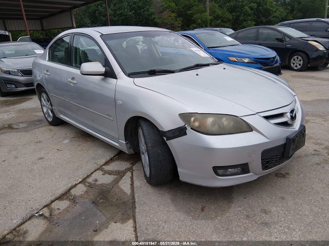 Salvage Mazda Mazda3 Image
