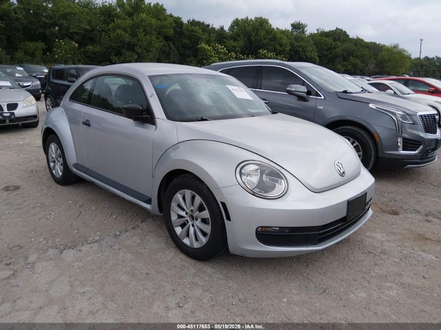 Salvage Volkswagen Beetle Image