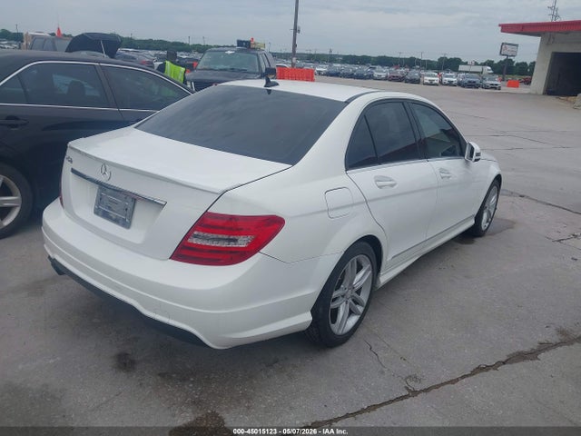 Mercedes-Benz C-Class Sport