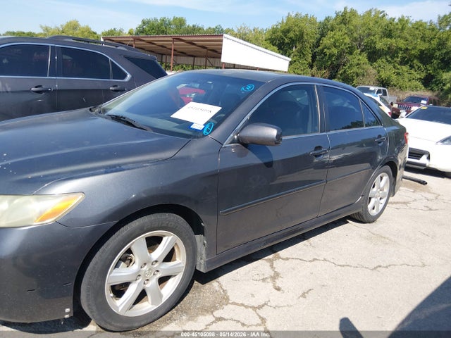 Toyota Camry Se V6