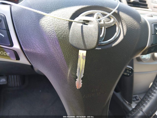 Toyota Camry Se V6