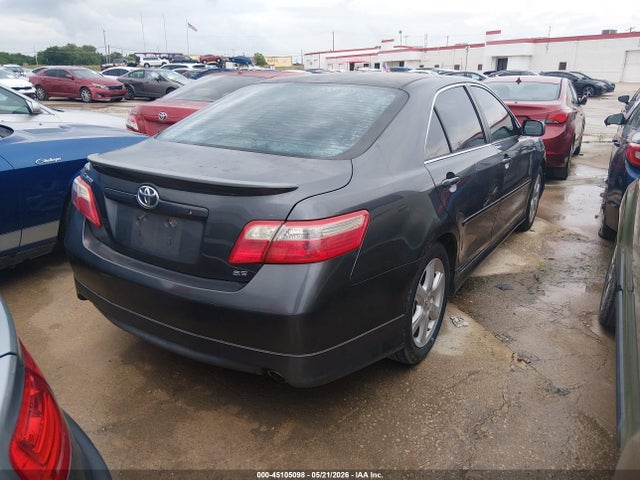 Toyota Camry Se V6