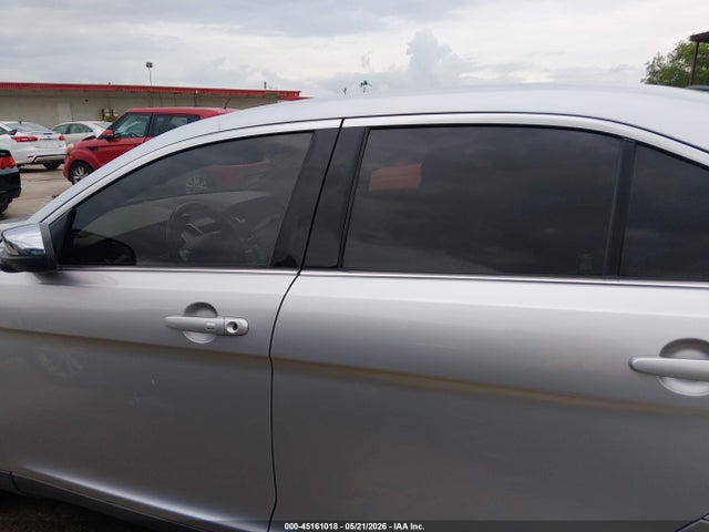 Ford Taurus Limited