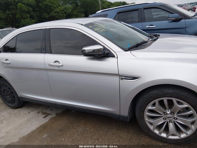 Ford Taurus Limited