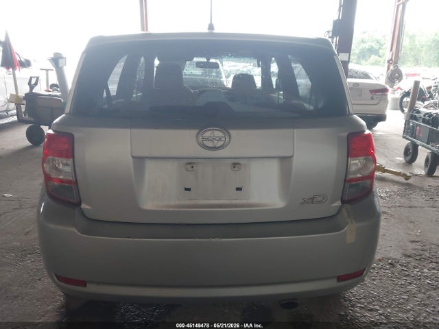 Scion xD