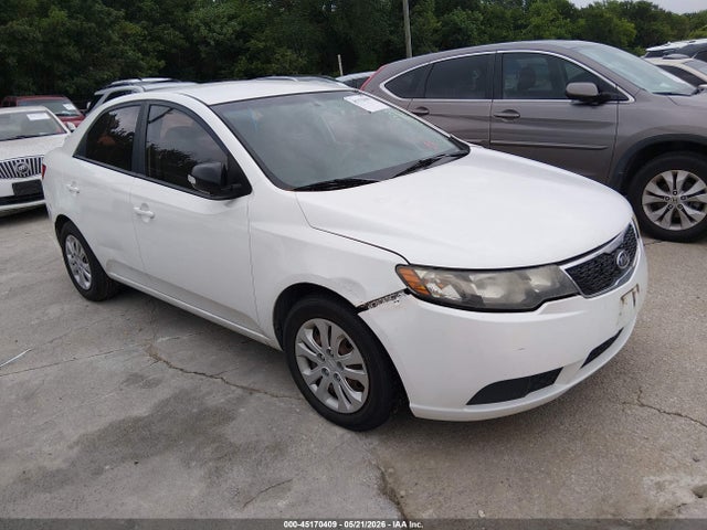 Salvage Kia Forte Image