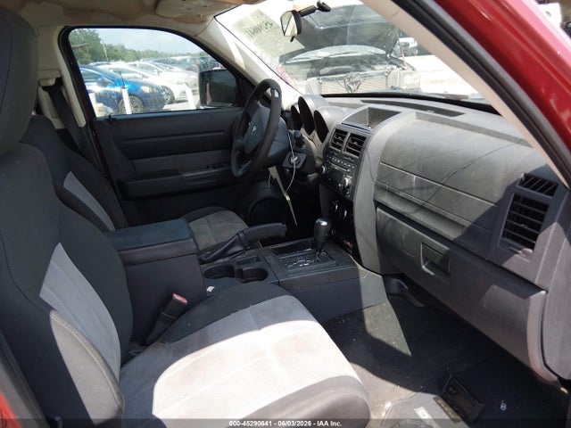 Dodge Nitro Sxt
