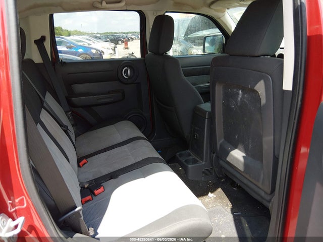 Dodge Nitro Sxt