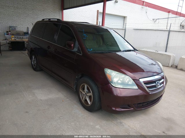 Salvage Honda Odyssey Image
