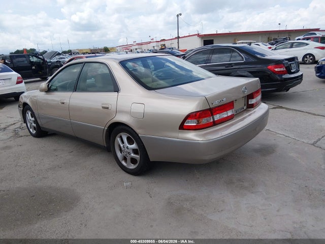 Lexus Es