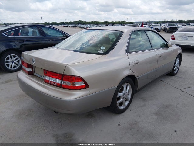 Lexus Es