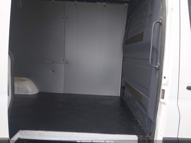 Freightliner Sprinter 2500 Standard Roof I4