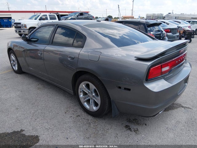 Dodge Charger Se
