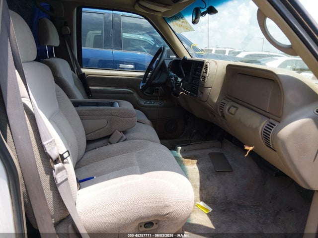 Chevrolet Suburban 1500 Lt