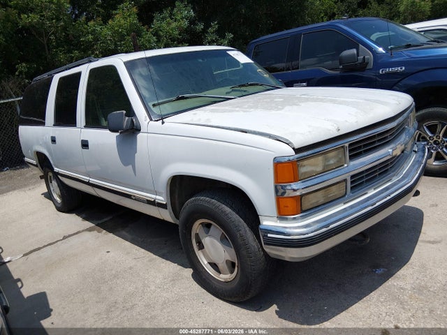 Salvage Chevrolet Suburban 1500 Image