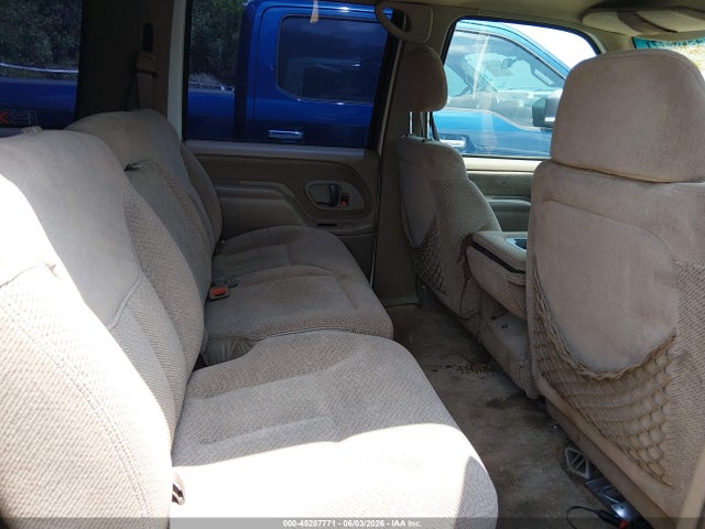 Chevrolet Suburban 1500 Lt