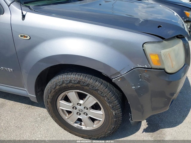 Mercury Mariner V6