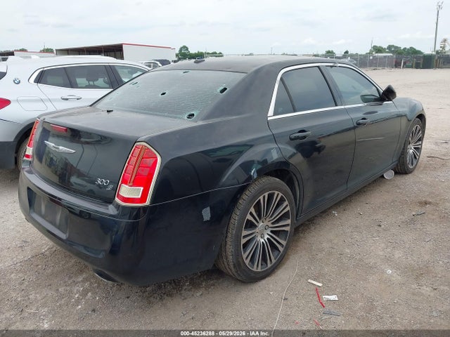 Chrysler 300 S V6