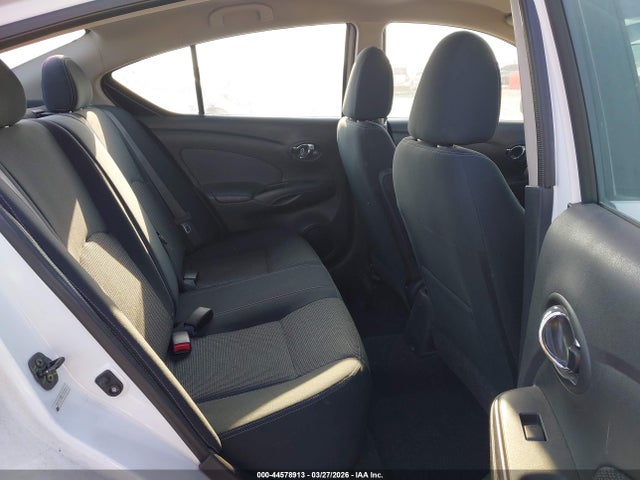 Nissan Versa 1.6 Sv