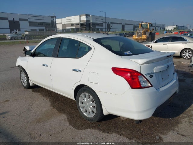 Nissan Versa 1.6 Sv