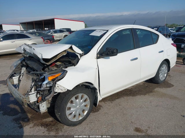 Nissan Versa 1.6 Sv