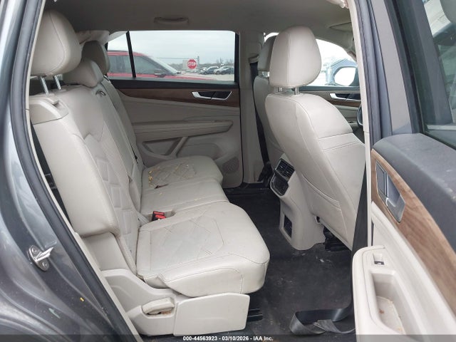 Volkswagen Atlas 2.0t Se