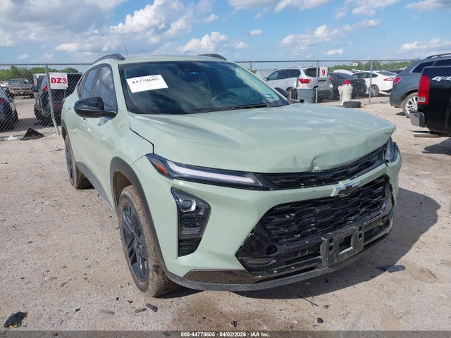 Salvage Chevrolet Trax Image