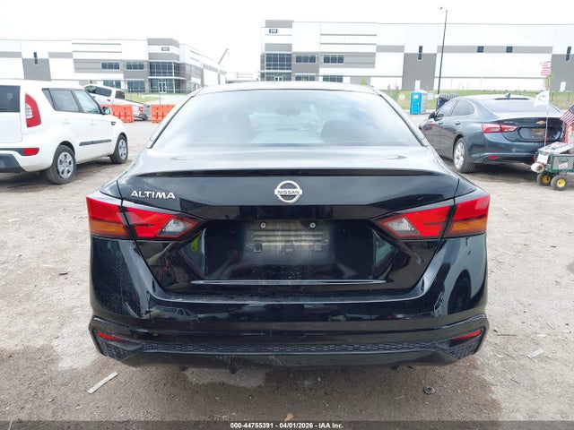 Nissan Altima S Fwd