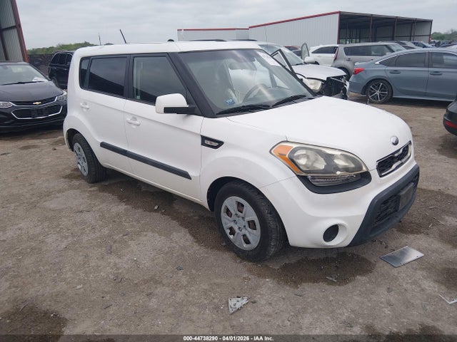 Salvage Kia Soul Image
