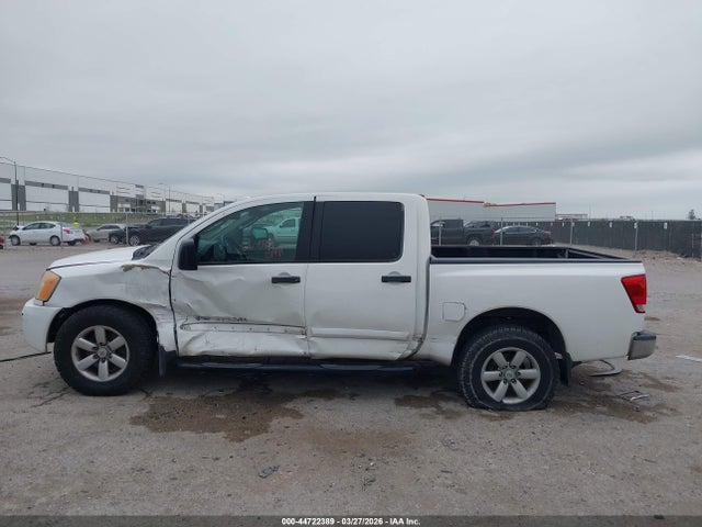 Nissan Titan