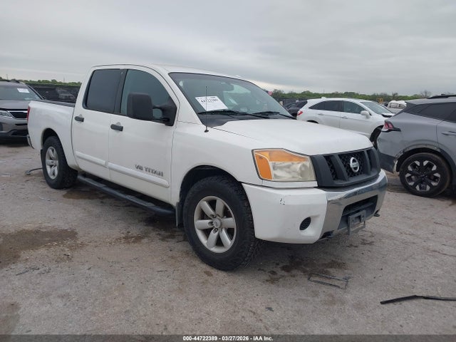 Salvage Nissan Titan Image