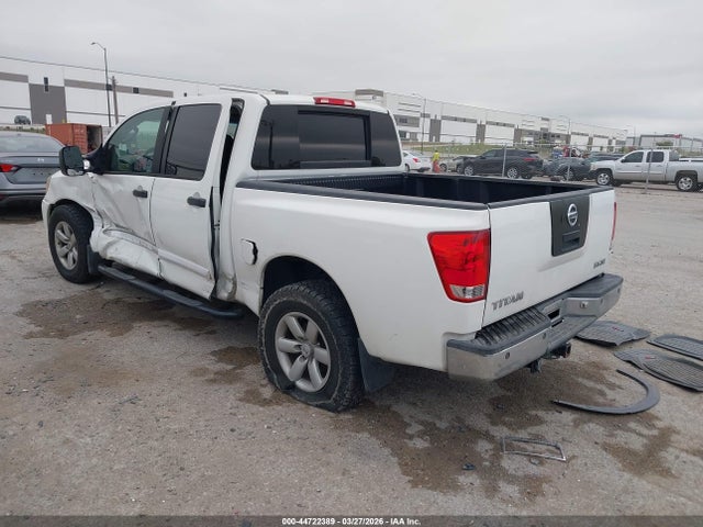 Nissan Titan