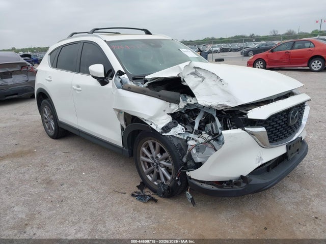 Salvage Mazda Cx Image
