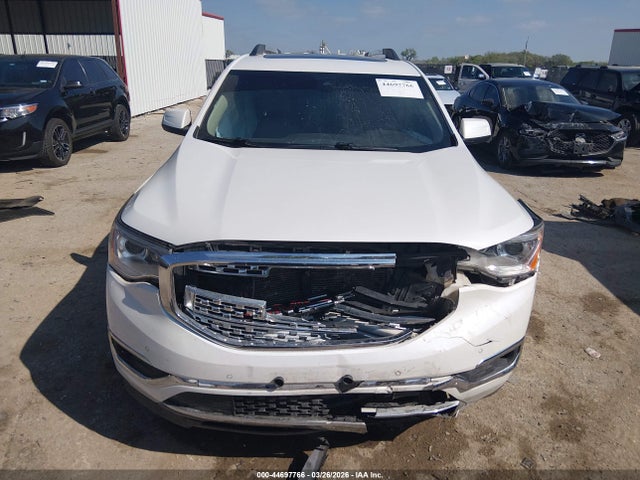 GMC Acadia Denali
