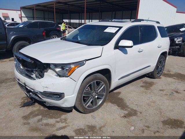 GMC Acadia Denali