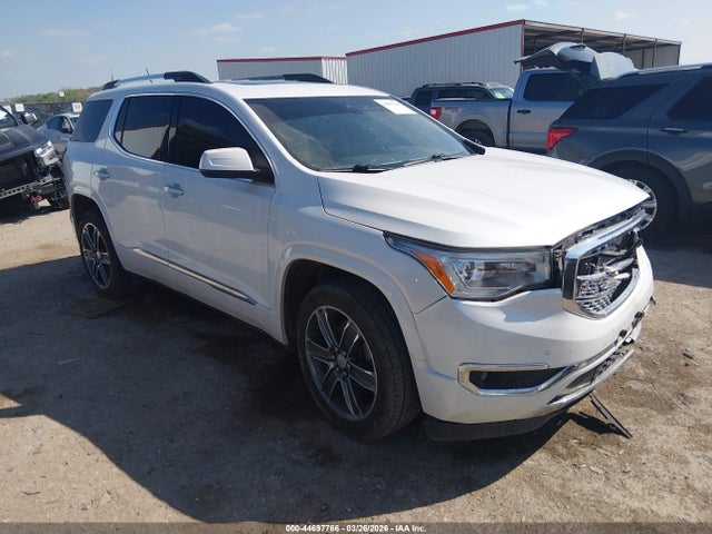 Salvage GMC Acadia Image