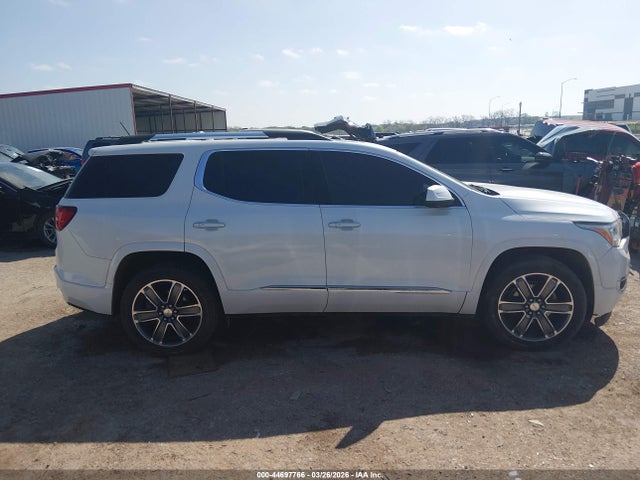 GMC Acadia Denali