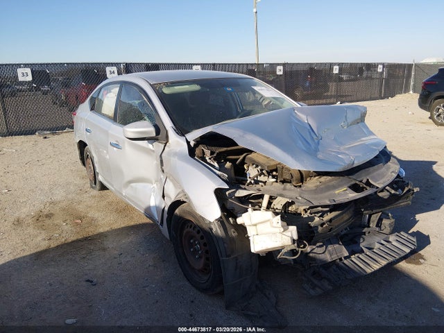 Salvage Nissan Sentra Image