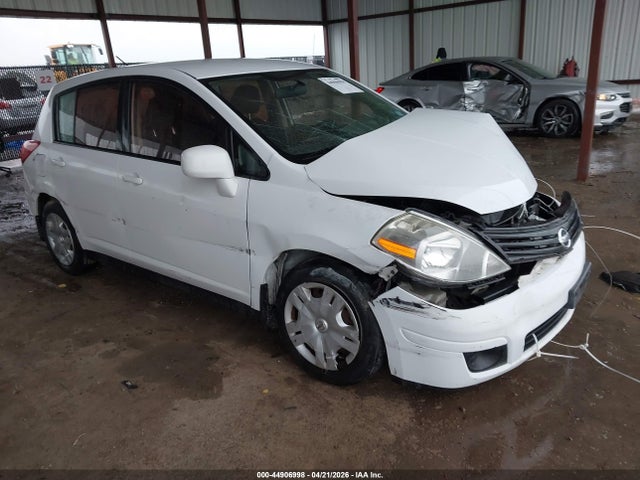 Salvage Nissan Versa Image