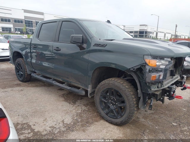 Salvage Chevrolet Silverado 1500 Image
