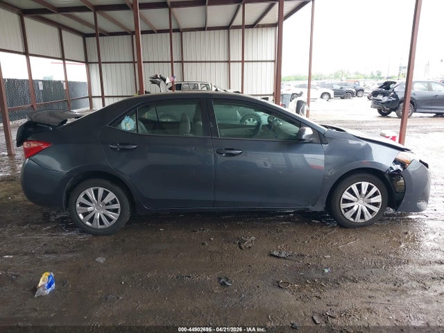 Toyota Corolla Le