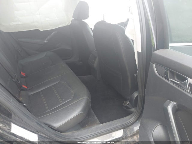 Volkswagen Passat 1.8t R-line