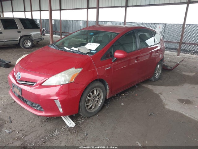 Toyota Prius v Three