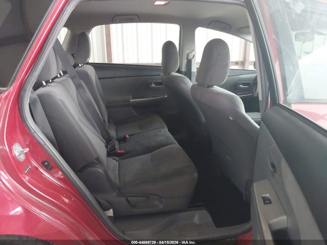 Toyota Prius v Three