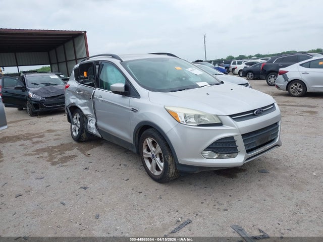 Salvage Ford Escape Image