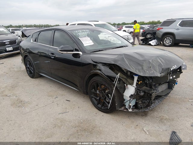 Salvage Kia K4 Image